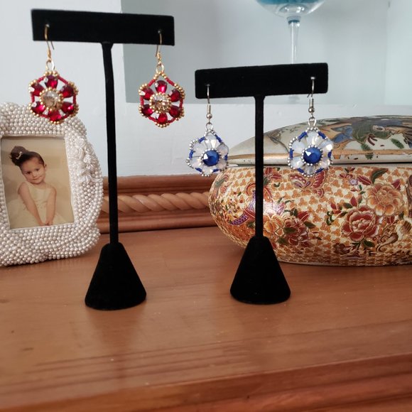 earrings - Picture 3 of 3